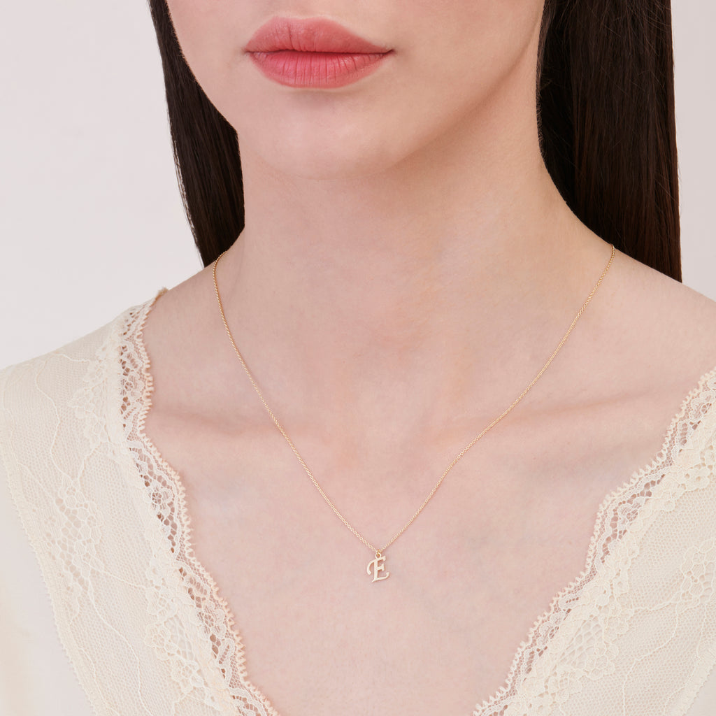 Collier Or Lettre E
