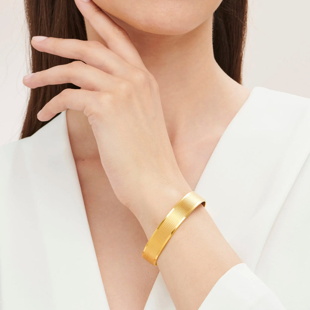 22Ct Gold Bangle