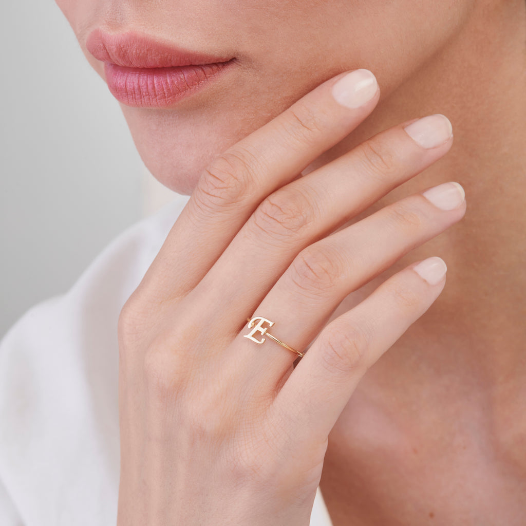 Bague Or Lettre E