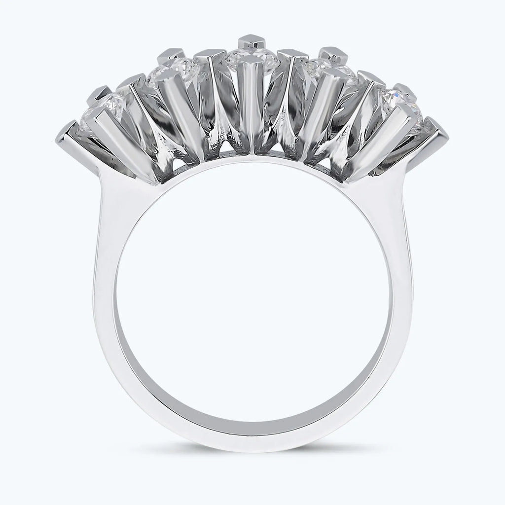 Fünf Steine Diamantring